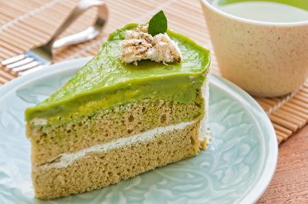 http://previews.123rf.com/images/amawasri/amawasri1502/amawasri150200030/36599141-Japanese-Matcha-Green-tea-cake-tea-and-cake-Stock-Photo.jpg